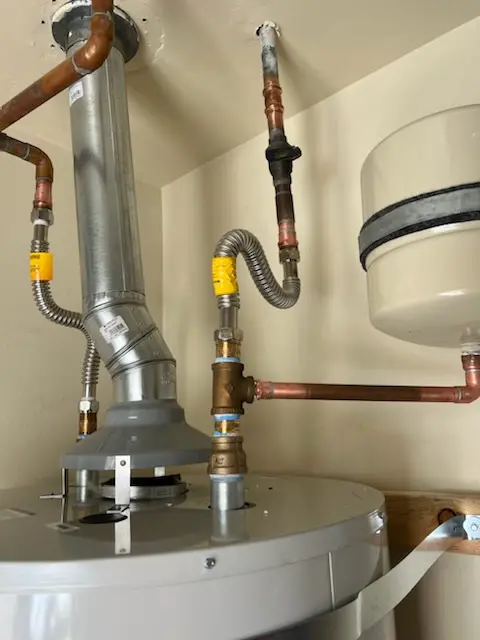 Water heater installation and plumbing repair in Alsace Manor